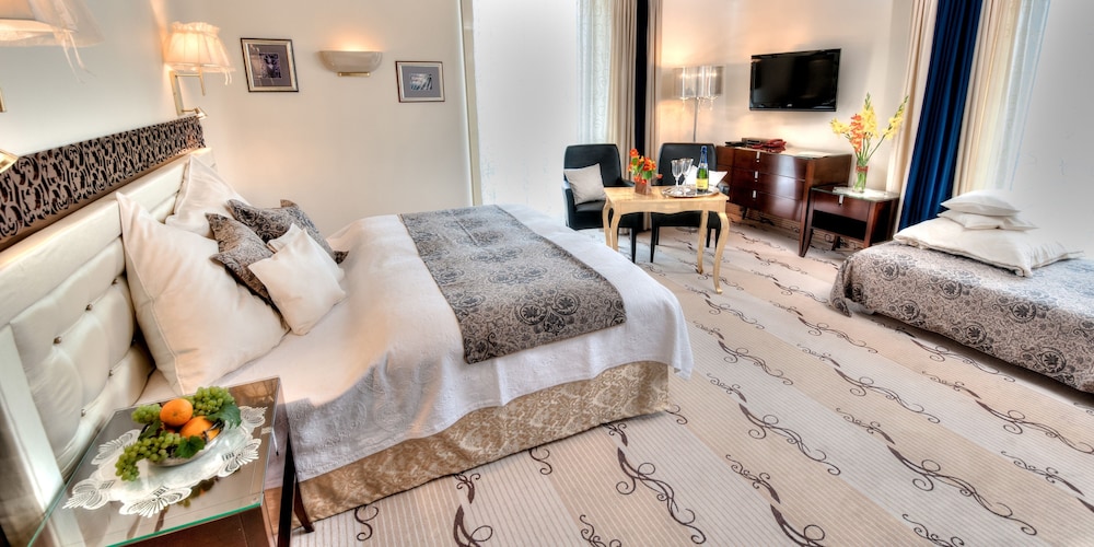 Deluxe Double Room, Balcony, Mountain View photo 3