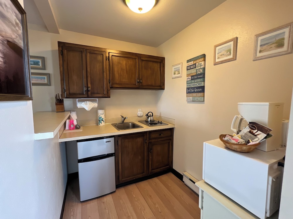 Studio, Kitchenette No Pets photo 1