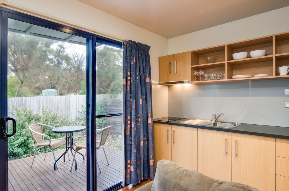 Two Bedroom Chalet - Photo 10