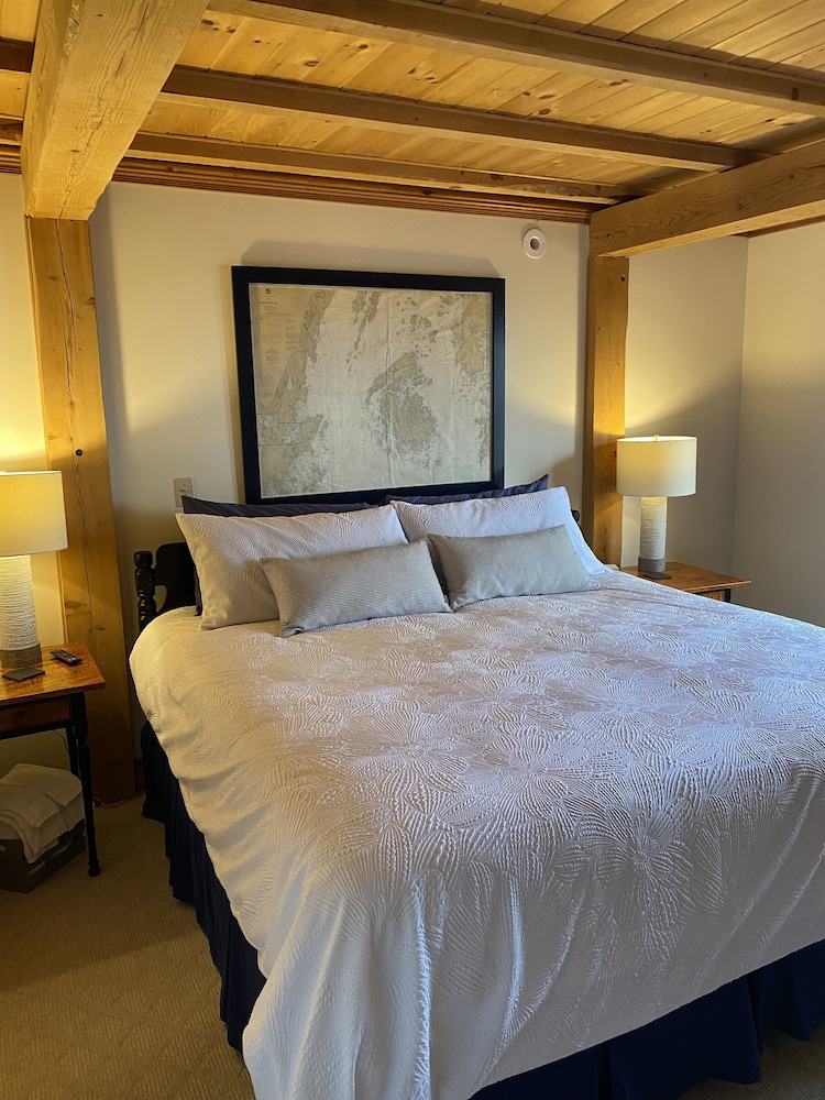 Room, 1 King Bed, Garden View (Chart Room) photo 2