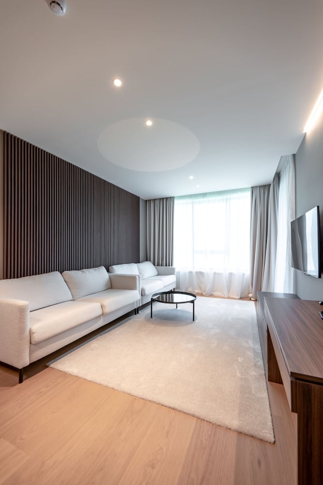 Family Apartment - Photo 5