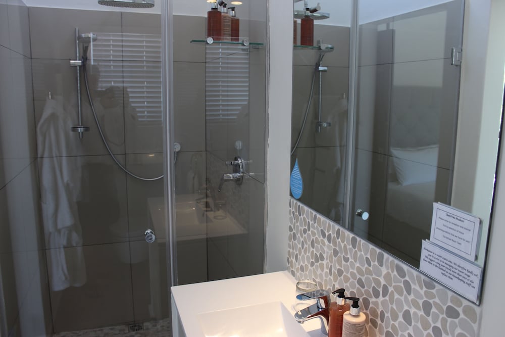 Pool Suite at the Villa photo 2