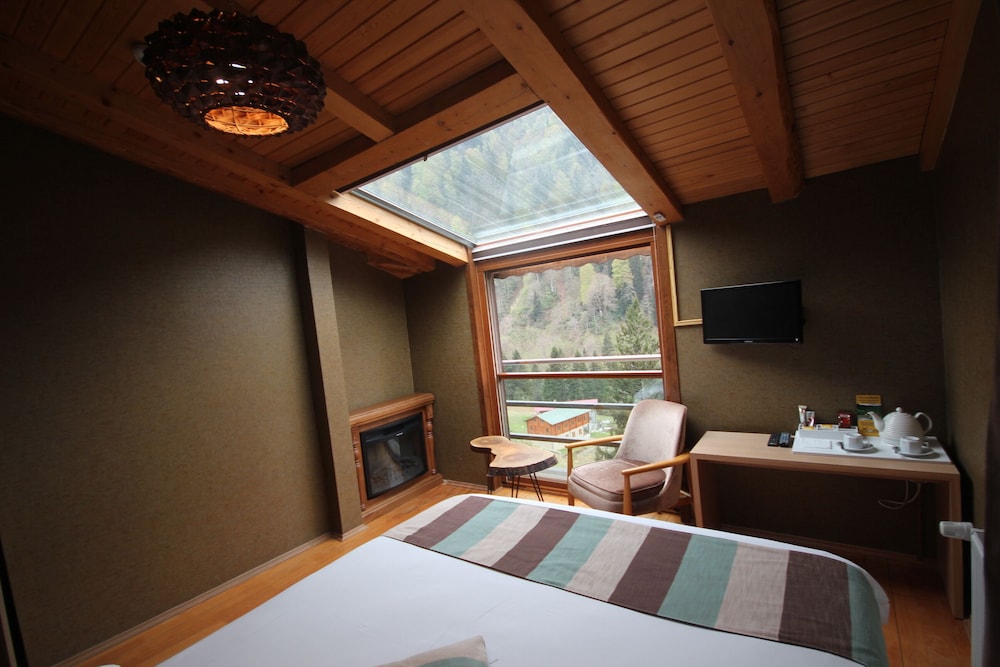 Honeymoon Double Room photo 1