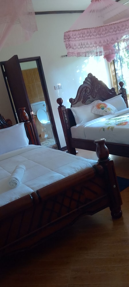 Family Twin Room