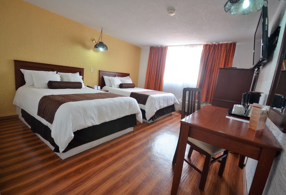Executive Room, 2 Double Beds, Non Smoking - Photo 2