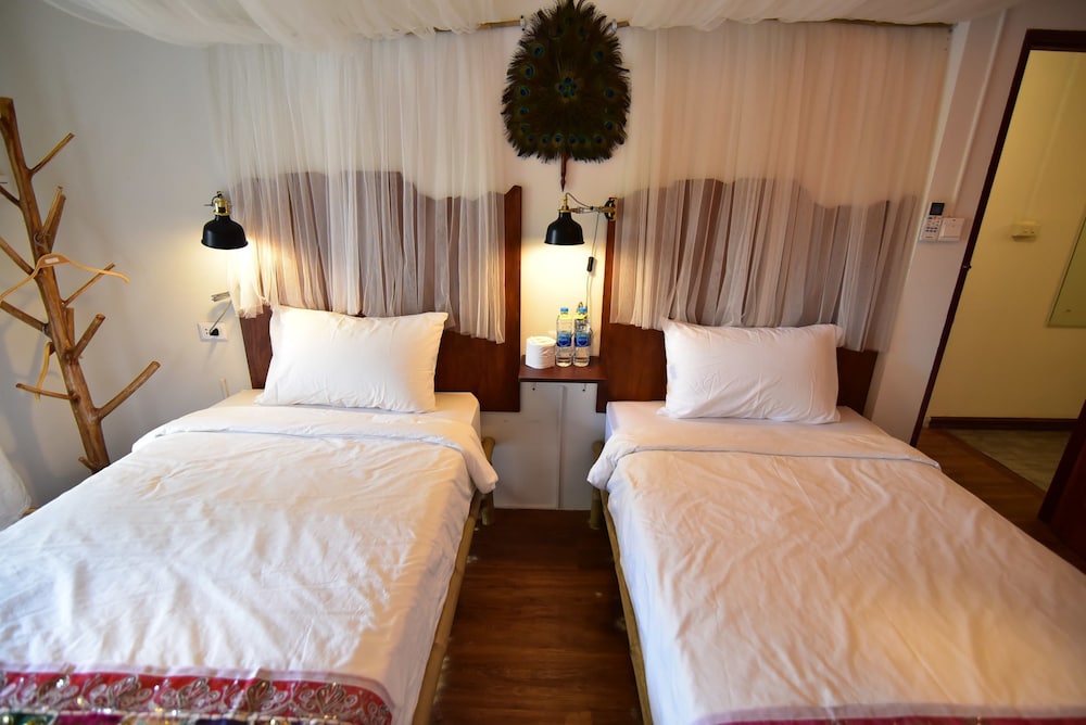 Elite Triple Room, Multiple Beds photo 2