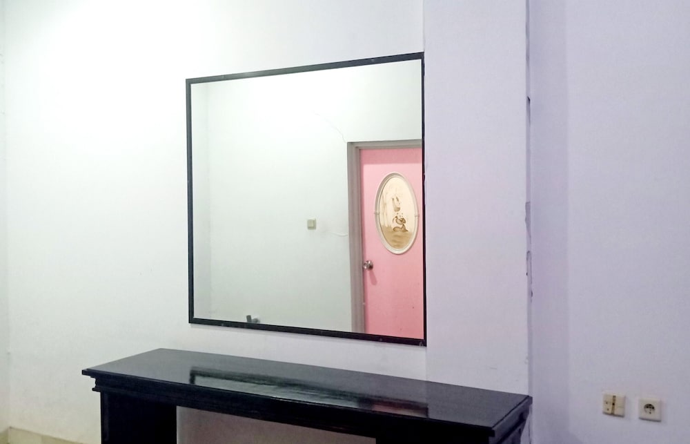 Deluxe Room - Photo 3