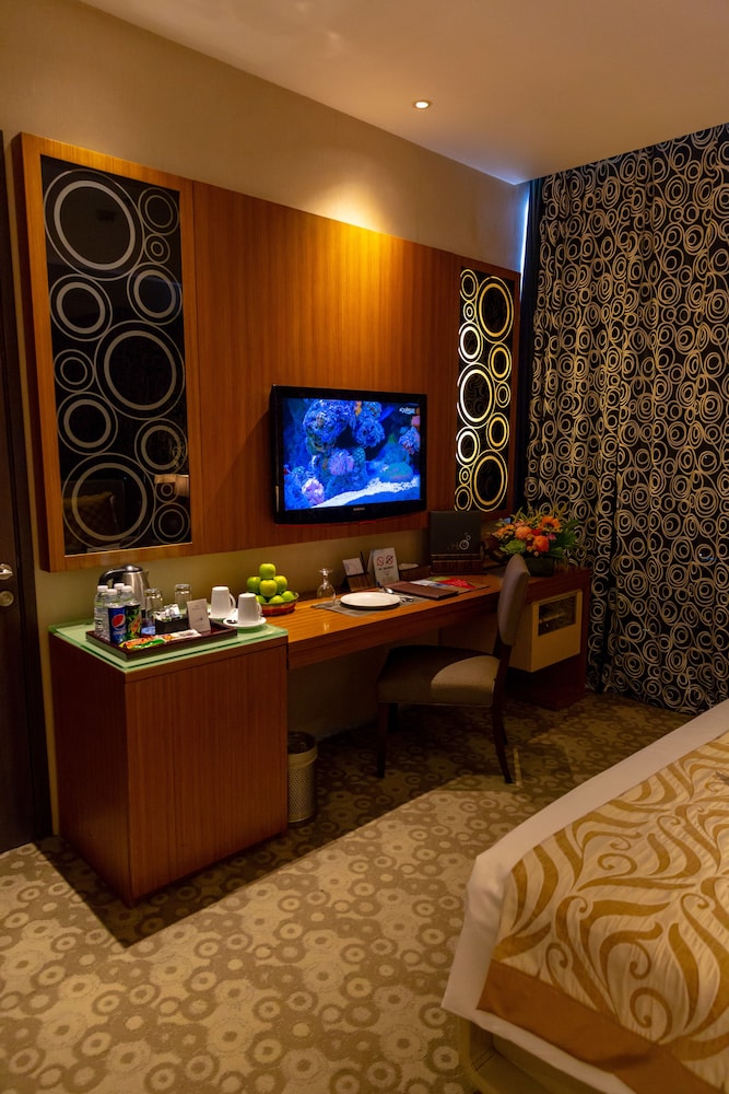Bayview King Room - Photo 7