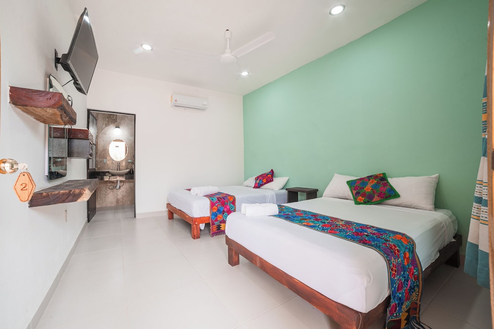 Standard Room, Multiple Beds