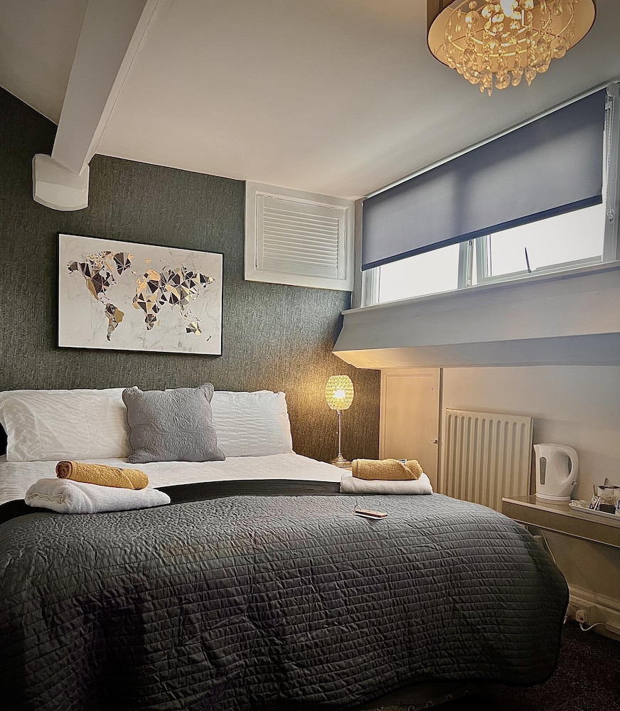 Room 3 photo 2