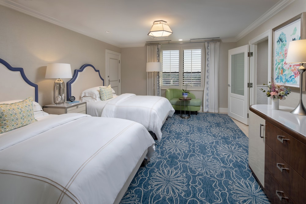 Room, 2 Double Beds, Accessible, Resort View