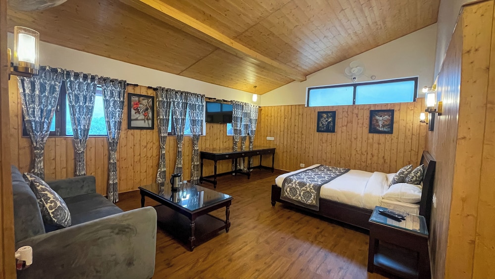 Deodar Suite - Photo 5
