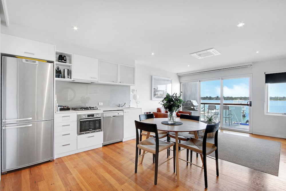 One Bedroom Spa Bay View Apartment photo 3