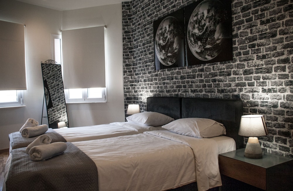 Deluxe Suite, City View photo 3