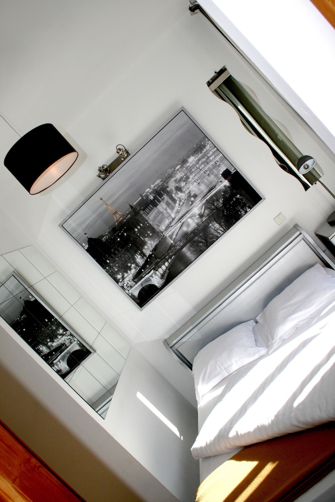 Traditional Single Room