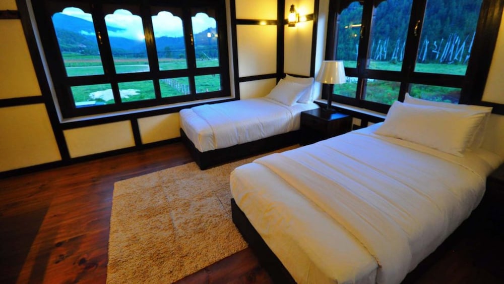 Deluxe Twin Room photo 2