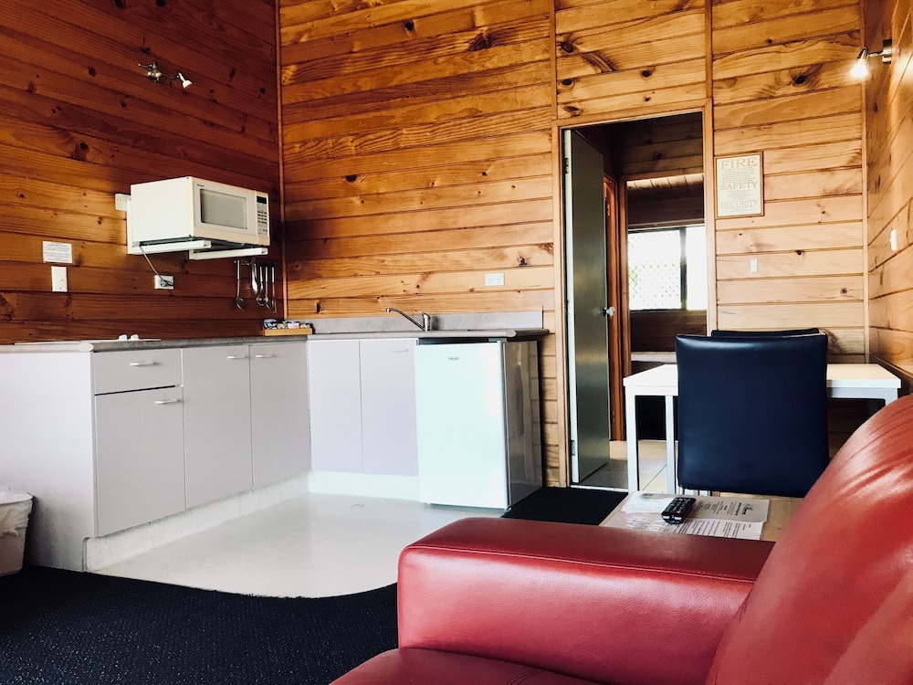 1 Bedroom Apartment - Photo 4