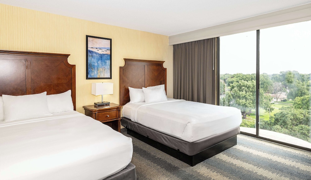 Classic Room, Multiple Beds photo 1
