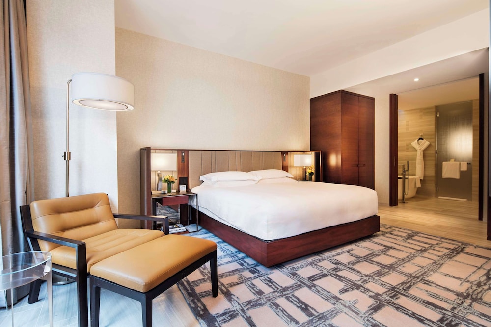 City Single Room (Connecting Rooms)