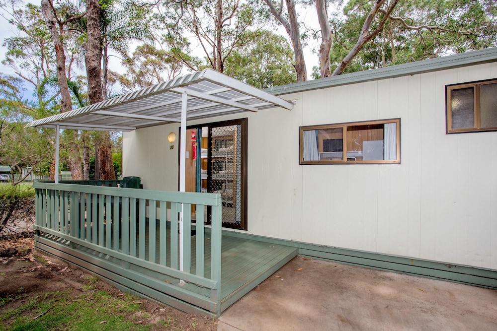 Ensuite Cabin - 1 Double, 1 Tribunk and 1 Single photo 3