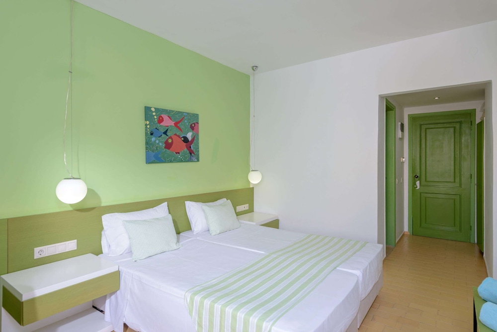 Double Room Side Sea View