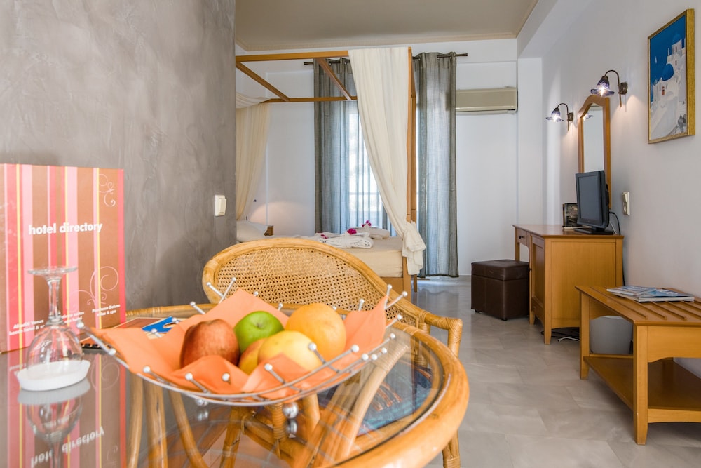 Standard Room - Photo 7