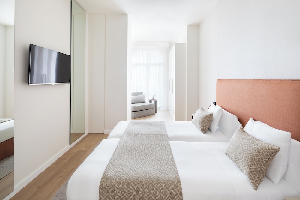 Exclusive Apartment, 2 Bedrooms, Terrace photo 3