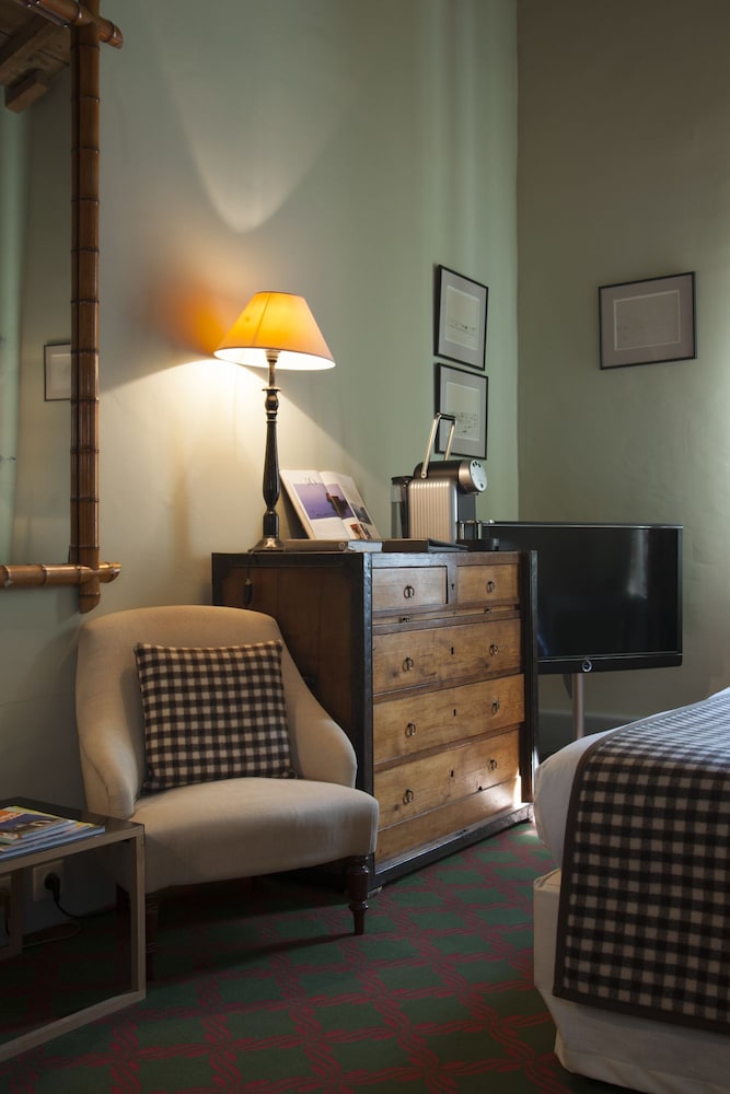 Room photo 2