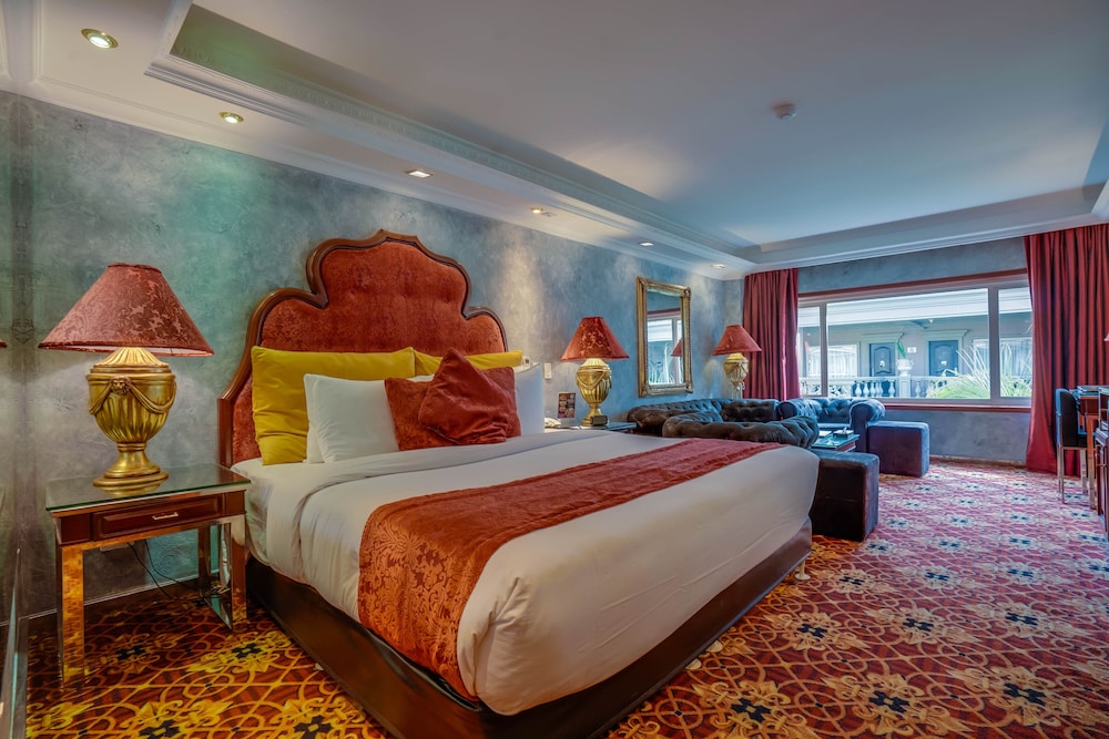 Standard Suite - Photo 5