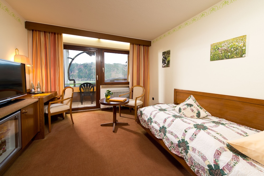 Economy Single Room