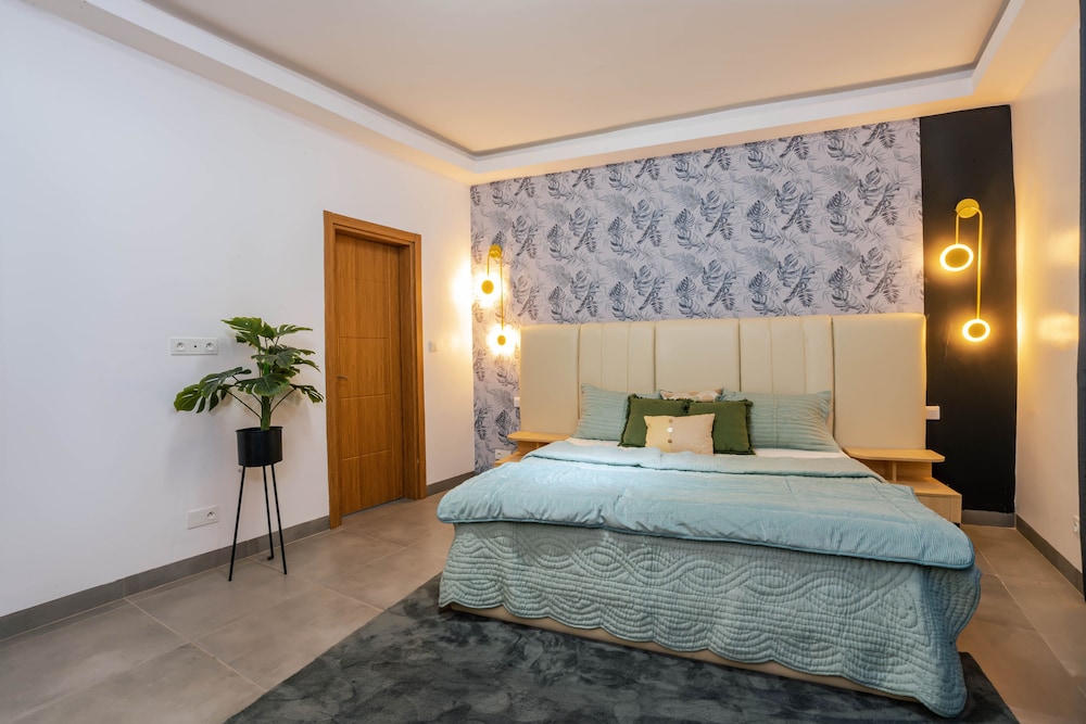 Exclusive Apartment photo 2
