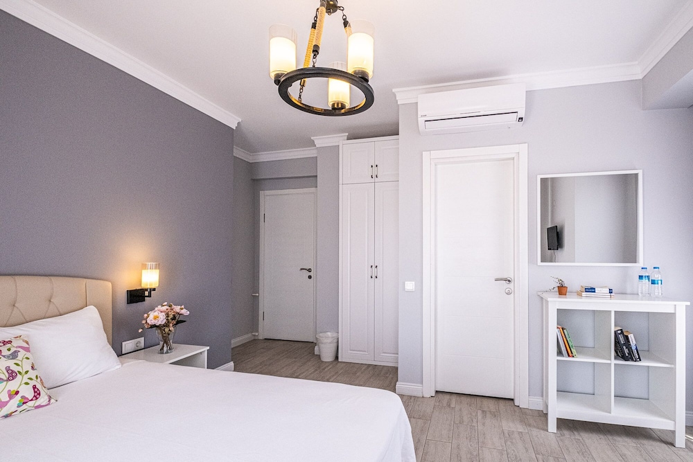 Comfort Room photo 2