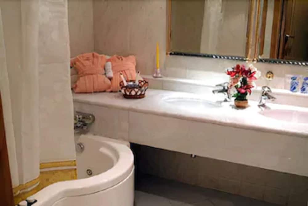 Triple Room - Photo 1