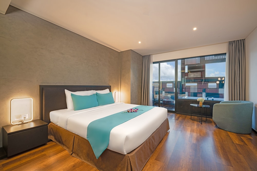 Executive Suite Double Sea View with Bathtub photo 2