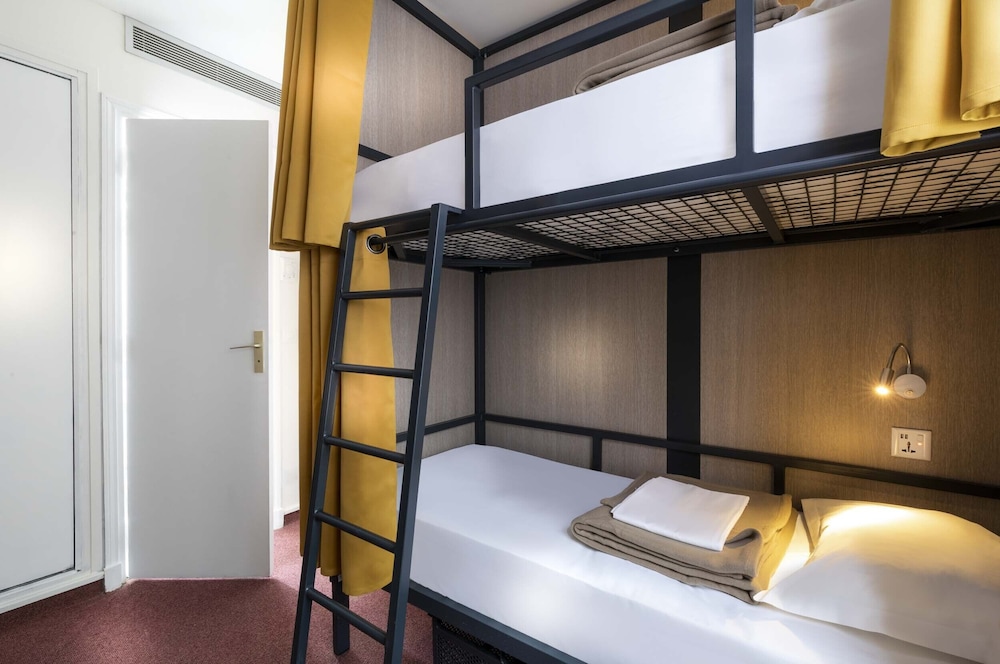 Classic Shared Dormitory (Men & Women) photo 1