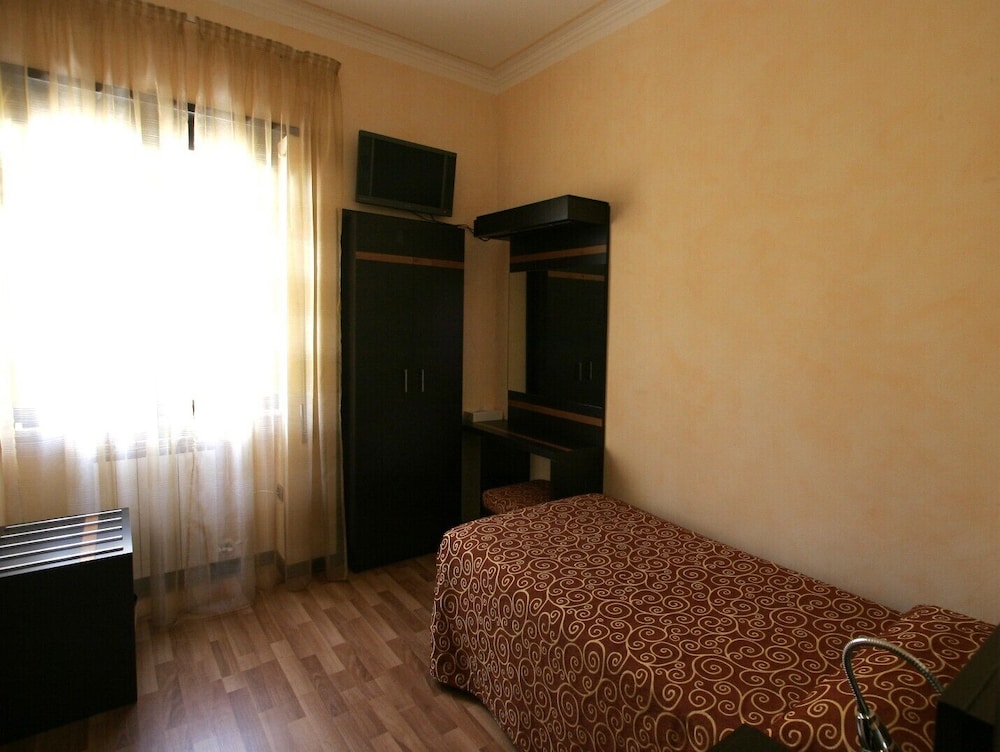 Standard Single Room photo 2