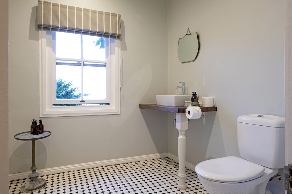Studio Suite, Pool View photo 2