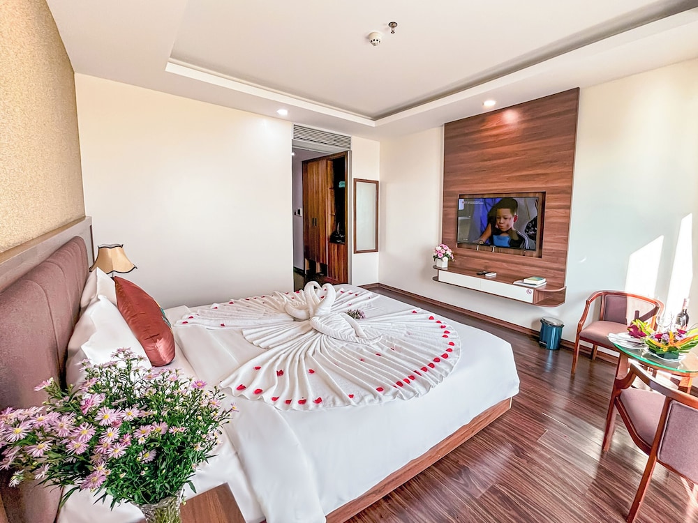 Superior Room, Garden View - Photo 14
