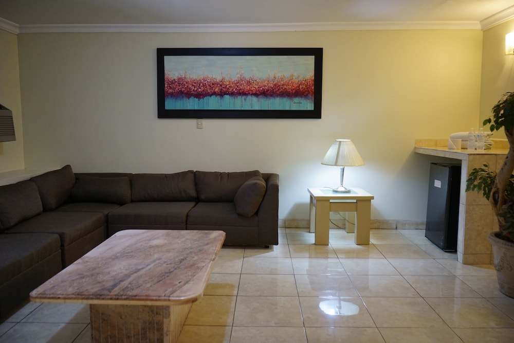 Deluxe Quadruple Room, 2 Double Beds (Master Suite) photo 3