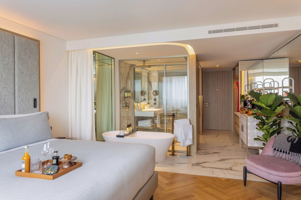 Suite, 2 Bedrooms thumbnail 5