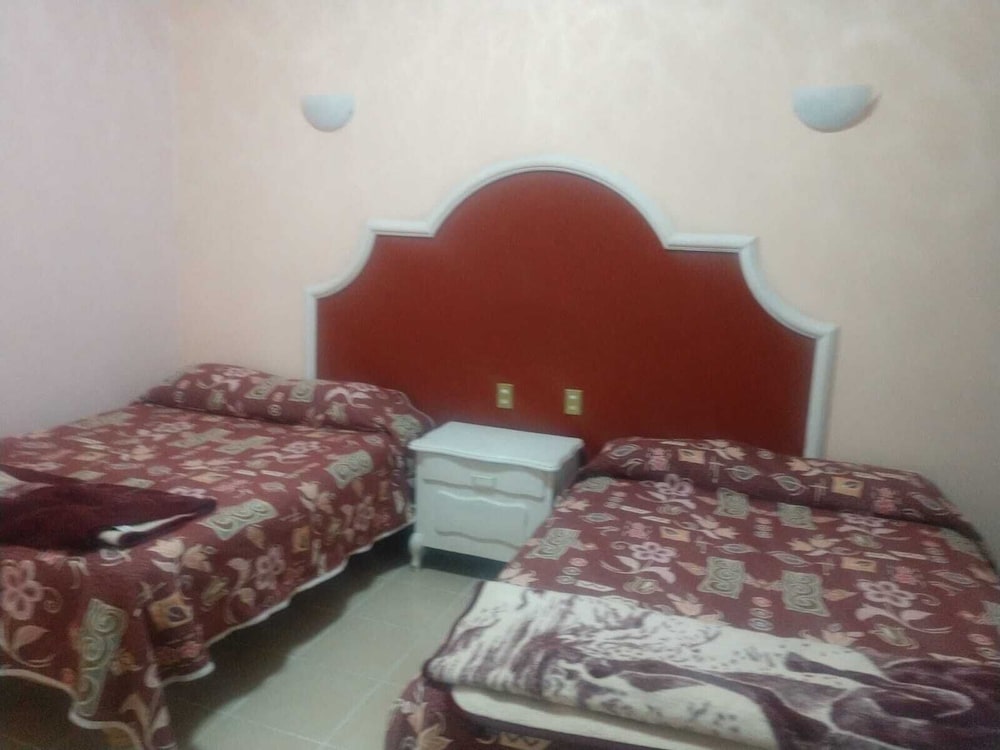 Standard Double Room, 2 Double Beds photo 3