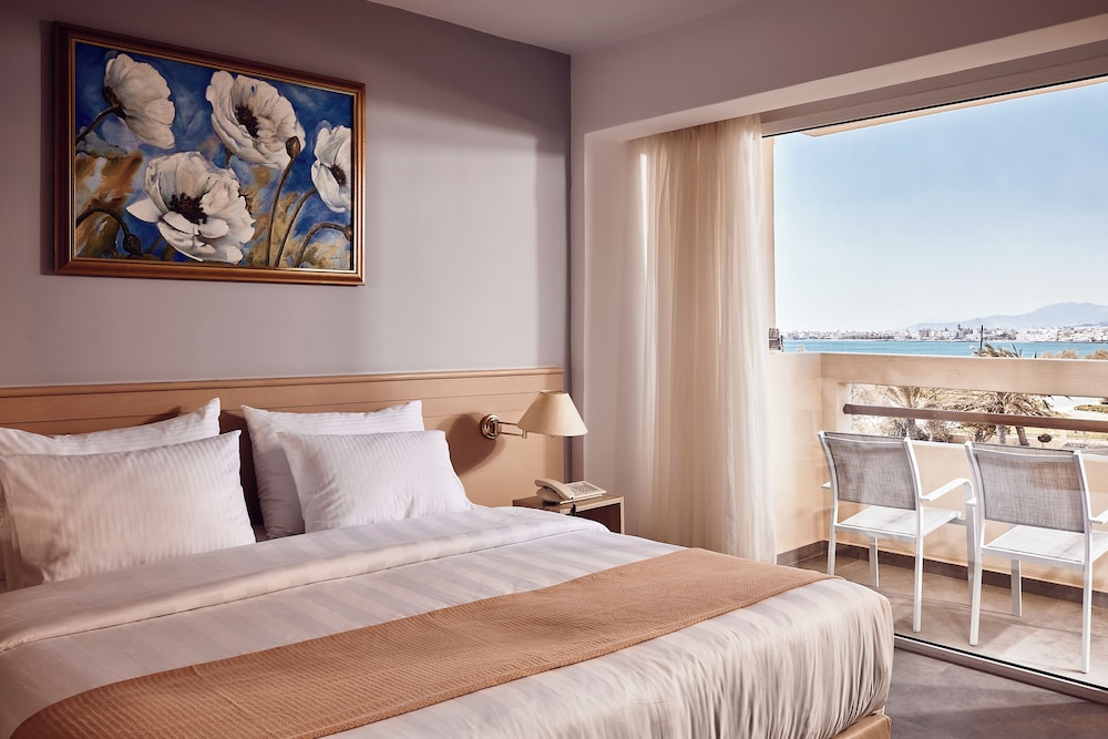 Triple Room, Partial Sea View photo 2