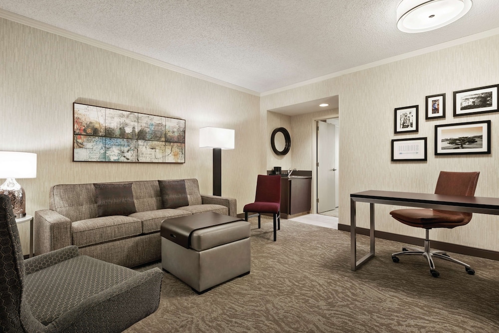 Premium Suite, 2 Double Beds, Non Smoking - Photo 4
