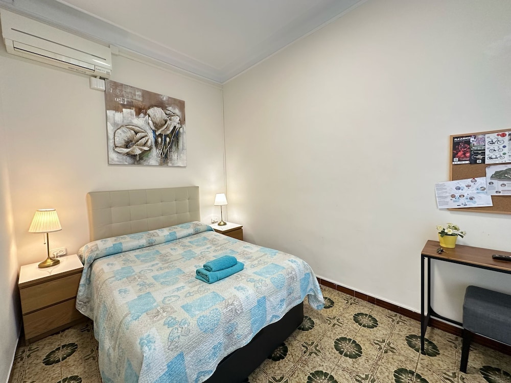 Double Room, Shared Bathroom photo 3