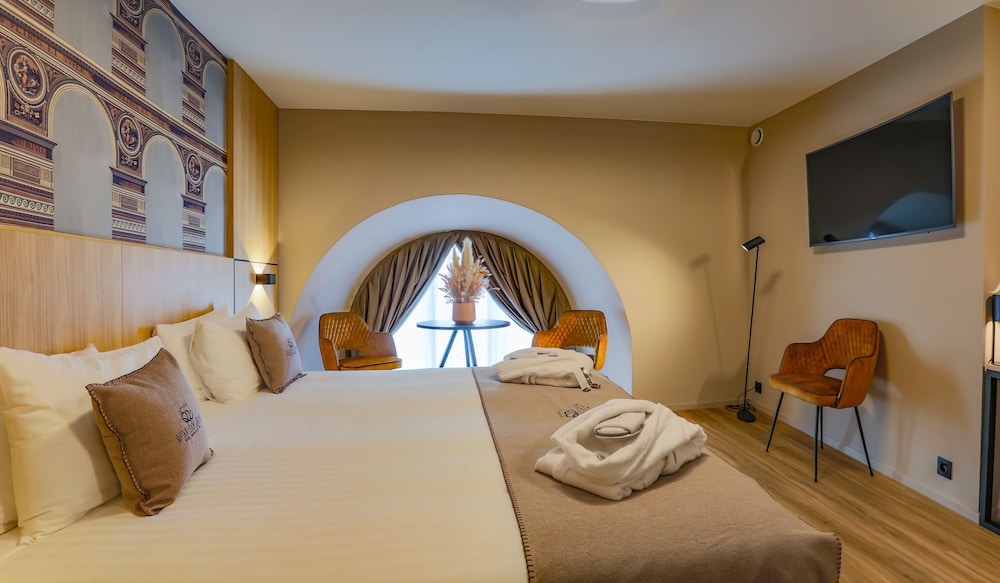 Executive Room photo 1
