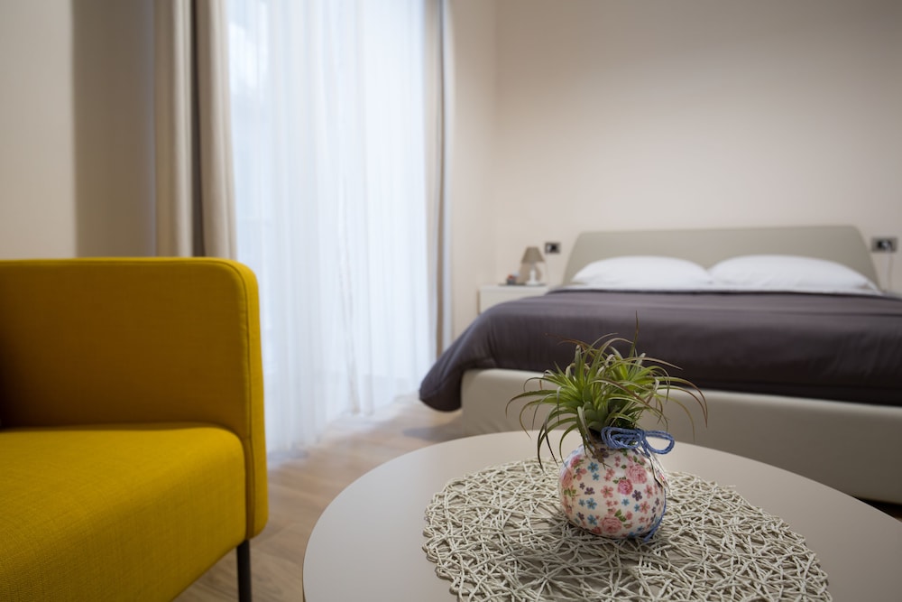Deluxe Double or Twin Room, Balcony