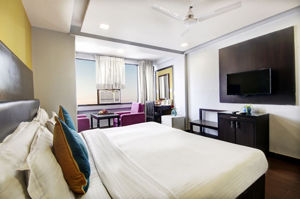 Deluxe Room - Photo 28