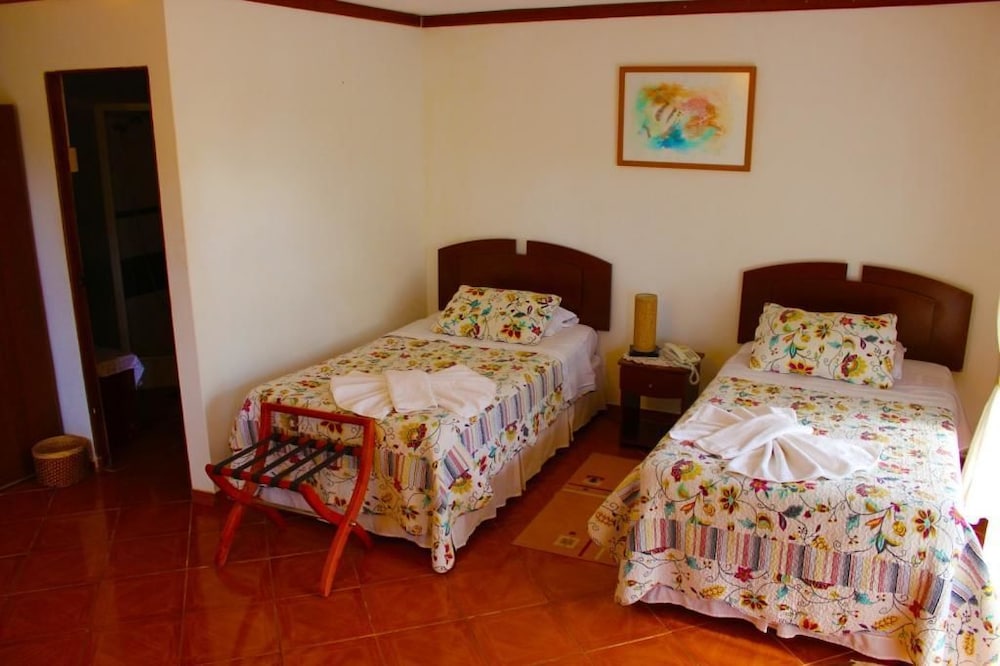 Standard Double Room, 2 Twin Beds photo 1