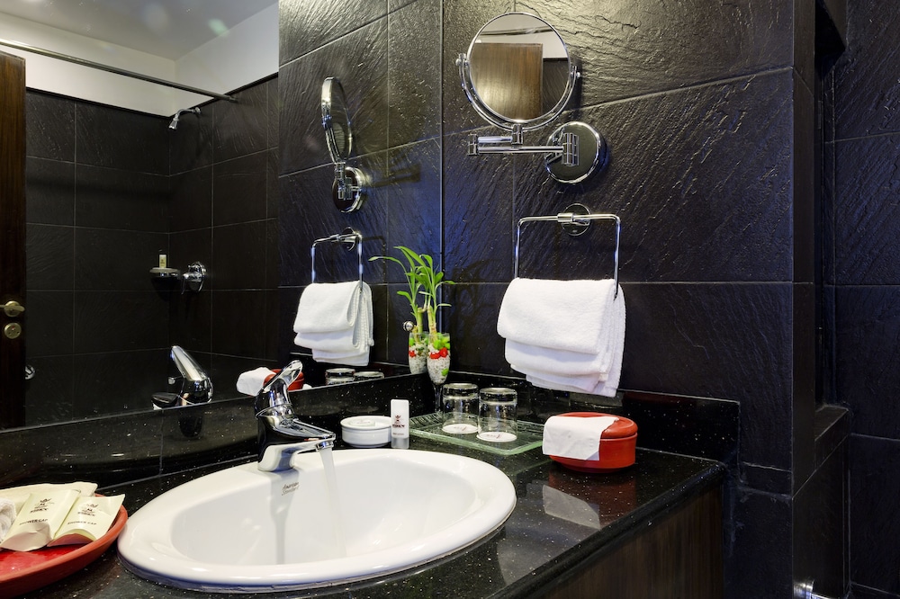Tibetan Boutique Rooms - Photo 6