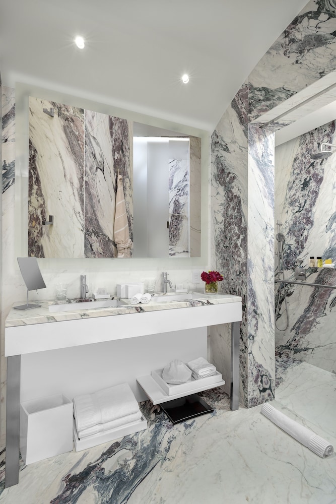 Caruso Suite thumbnail 6